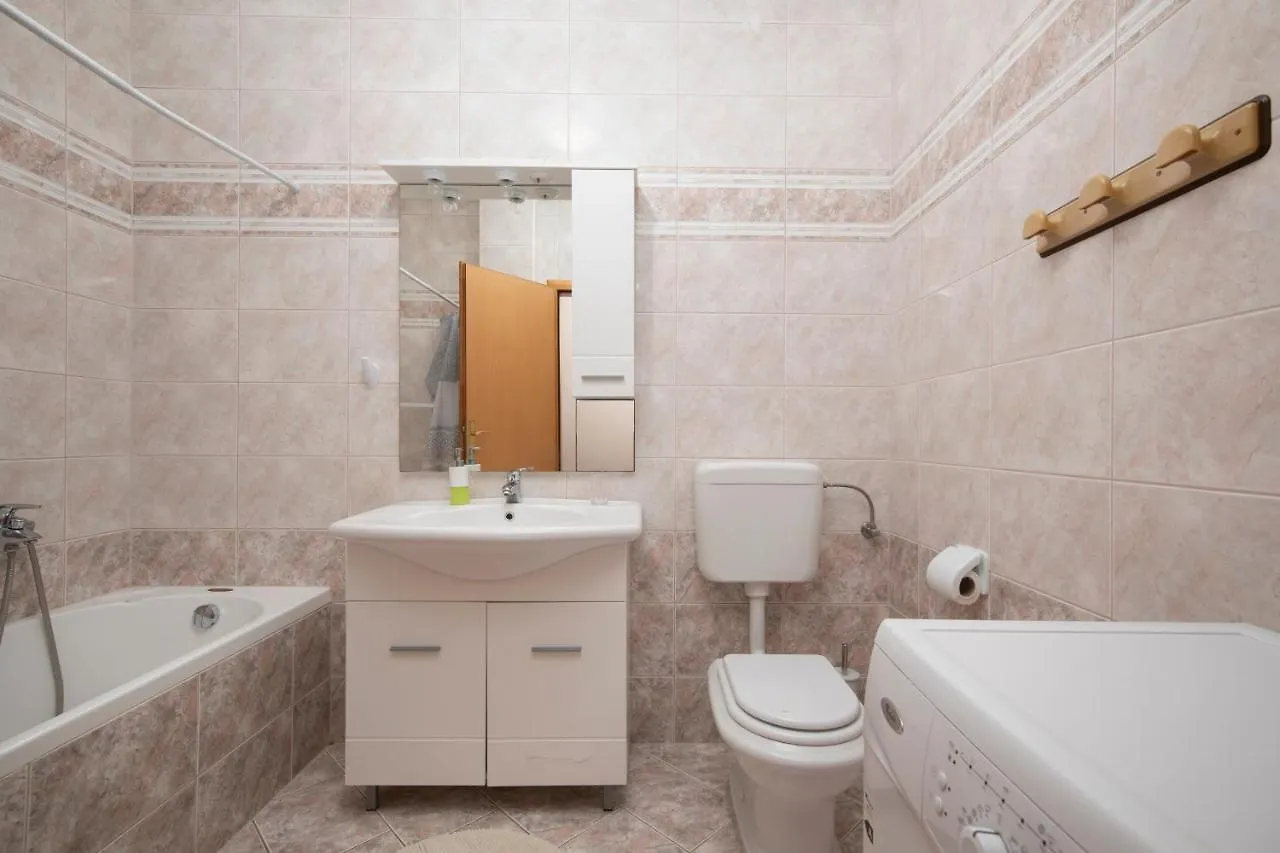 Medulin Fucane Two Bedroom Apartment Croatia